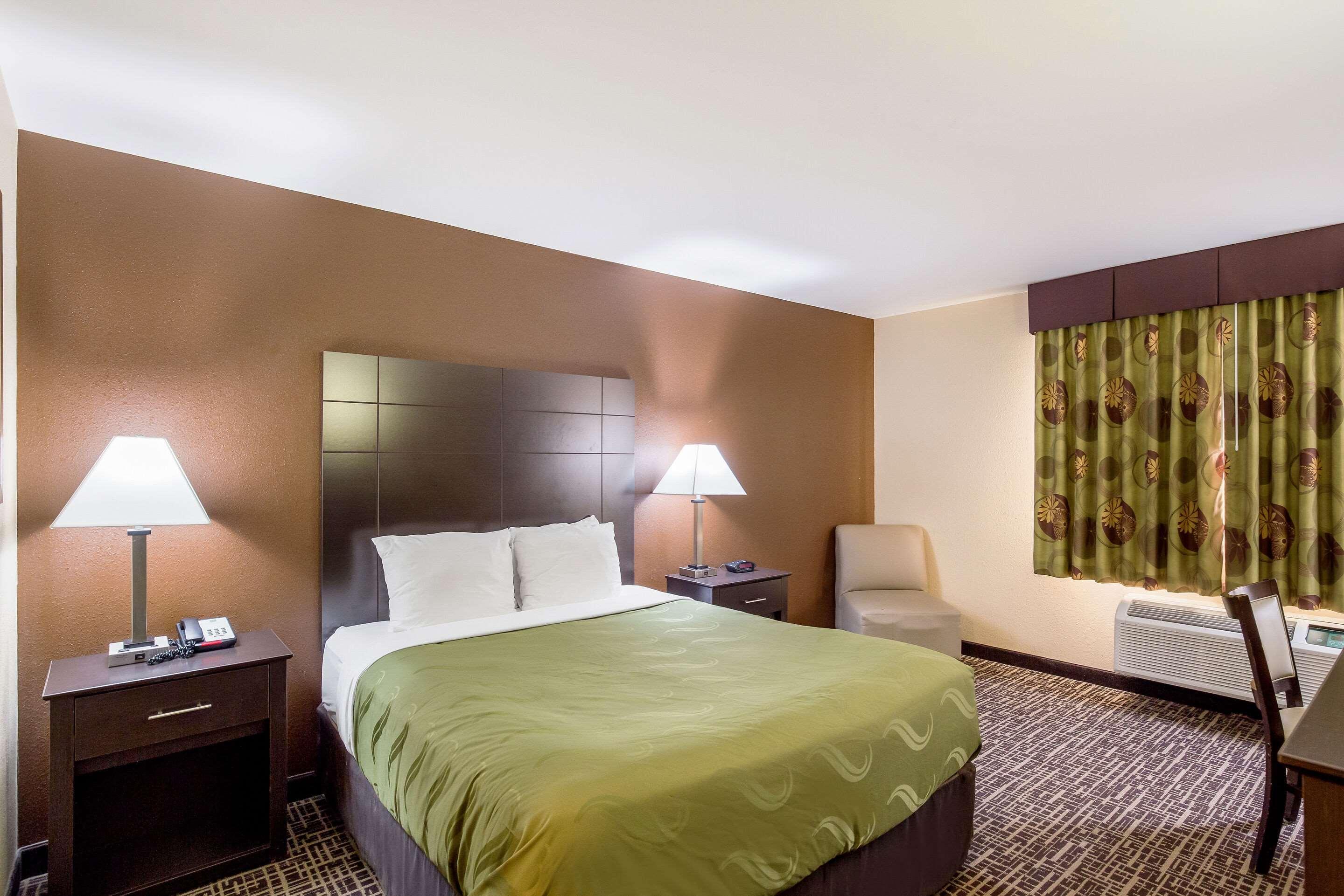Quality Inn & Suites Caseyville - St Louis Экстерьер фото