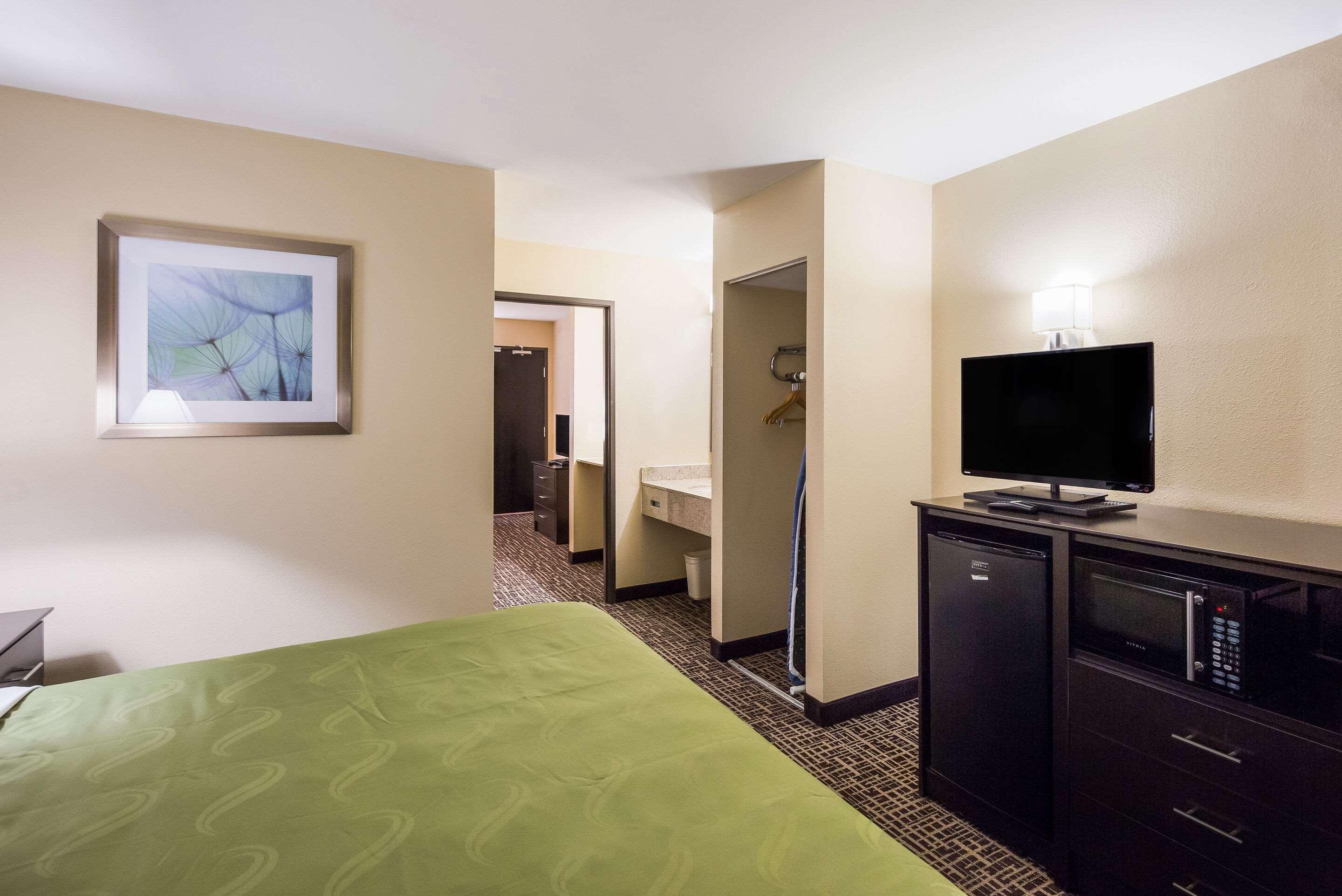 Quality Inn & Suites Caseyville - St Louis Экстерьер фото