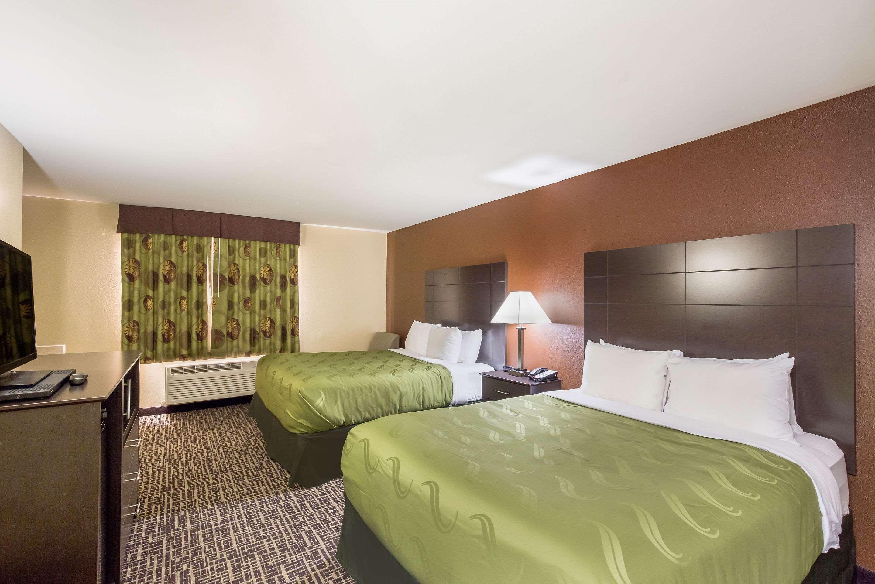 Quality Inn & Suites Caseyville - St Louis Экстерьер фото