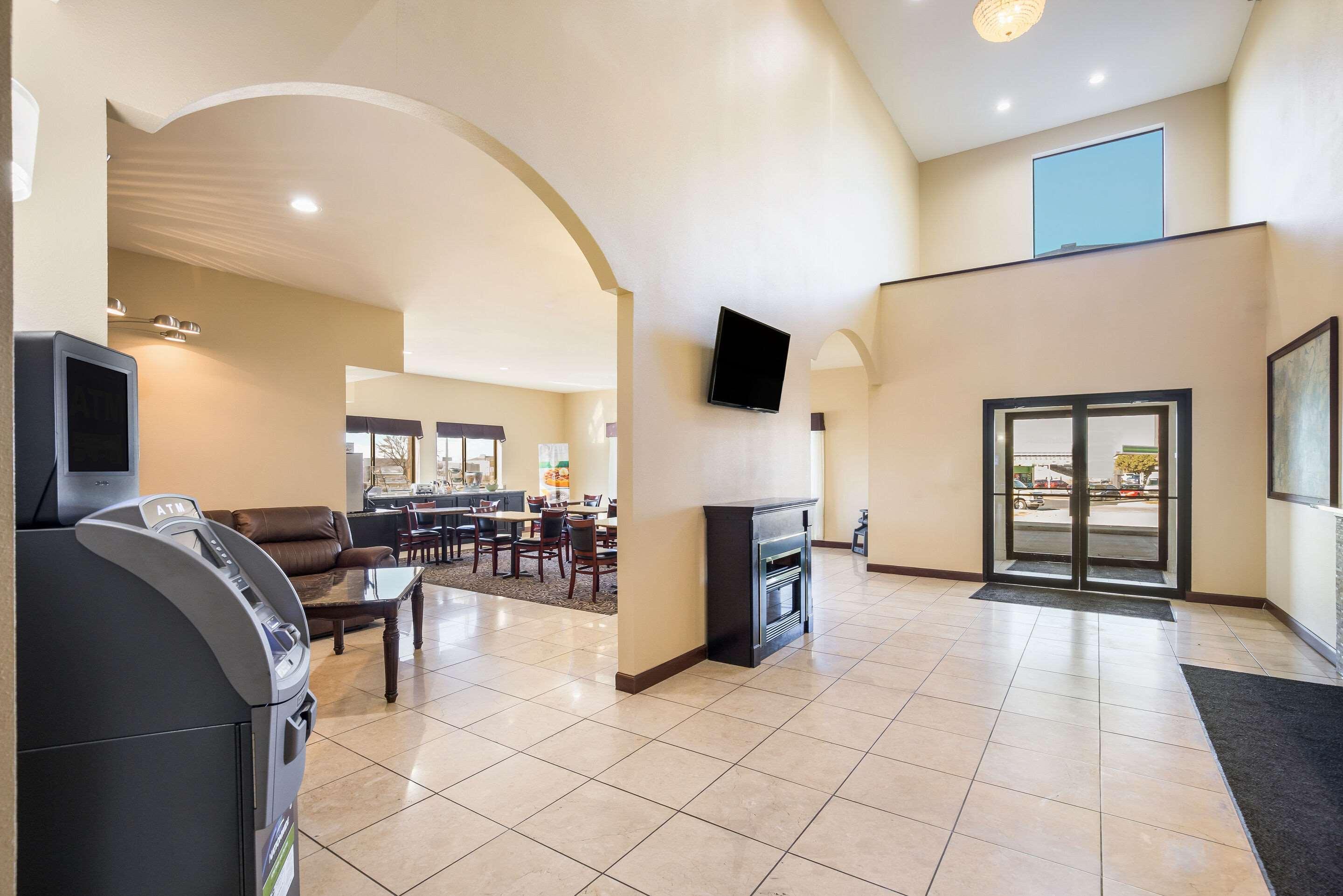 Quality Inn & Suites Caseyville - St Louis Экстерьер фото